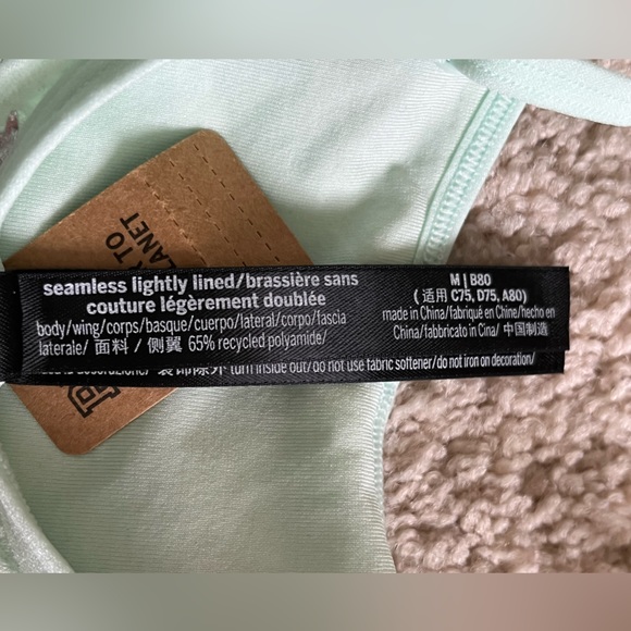 NWT VS PINK Seamless Lightly Lined Sports Bra Minty Green Silver Stars Medium M - Picture 4 of 10